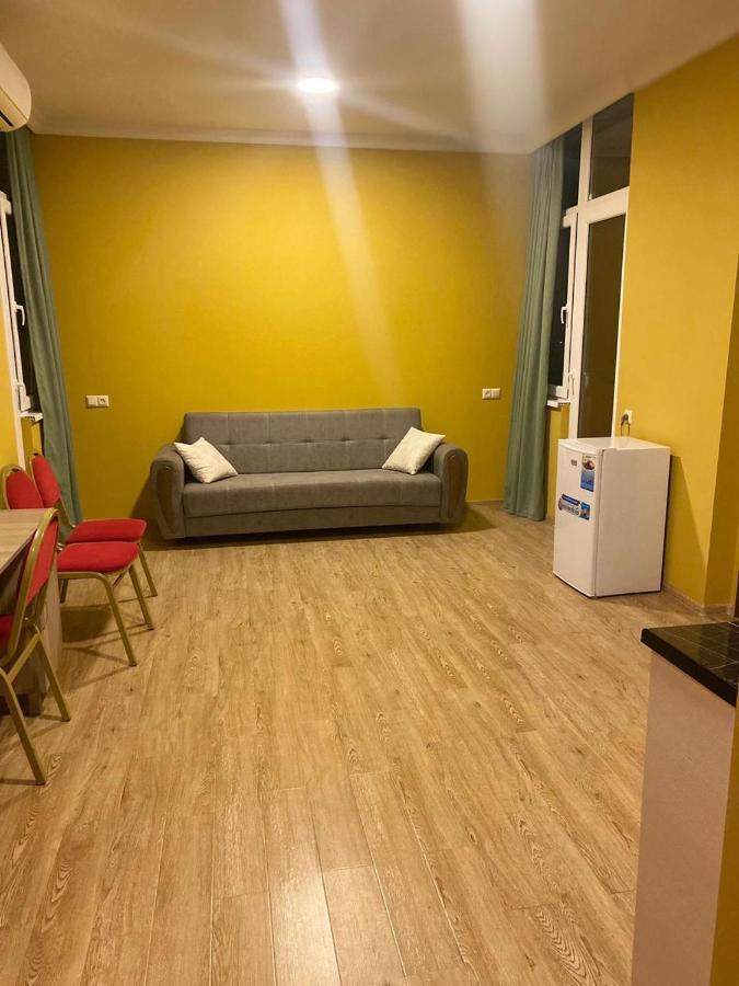 Mimino Aparthotel บาทูมิ ภายนอก รูปภาพ