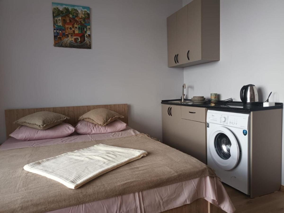 Mimino Aparthotel บาทูมิ ภายนอก รูปภาพ