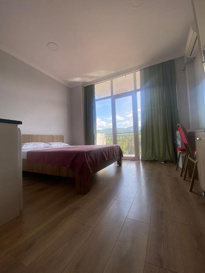 Mimino Aparthotel บาทูมิ ภายนอก รูปภาพ