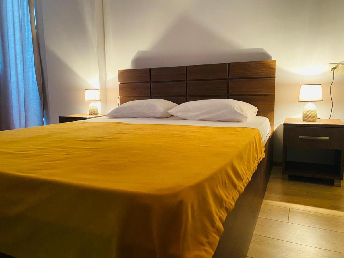 Mimino Aparthotel บาทูมิ ภายนอก รูปภาพ