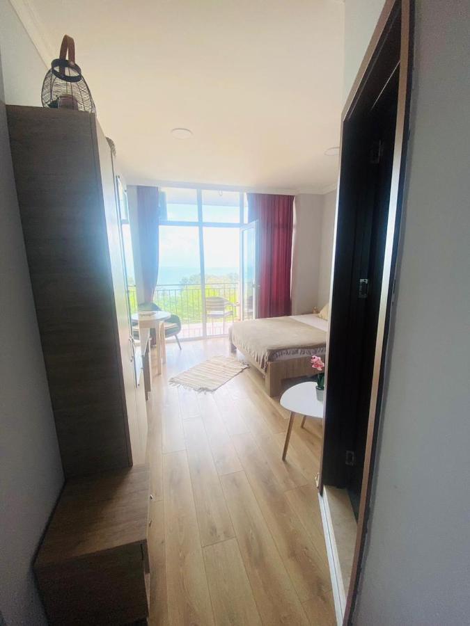 Mimino Aparthotel บาทูมิ ภายนอก รูปภาพ