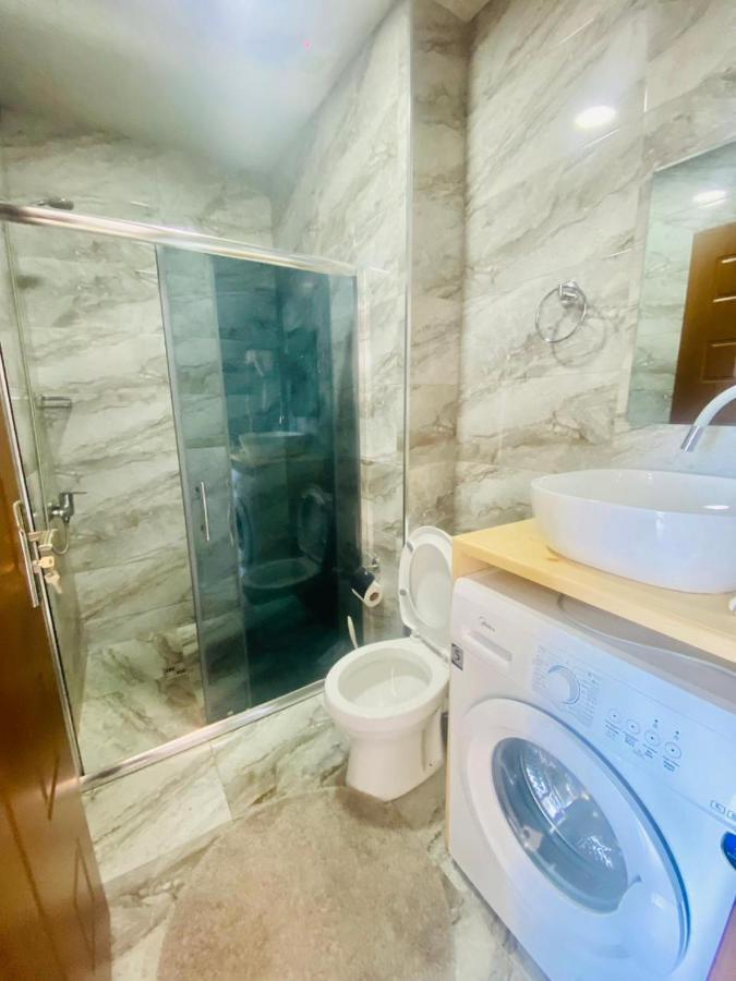 Mimino Aparthotel บาทูมิ ภายนอก รูปภาพ