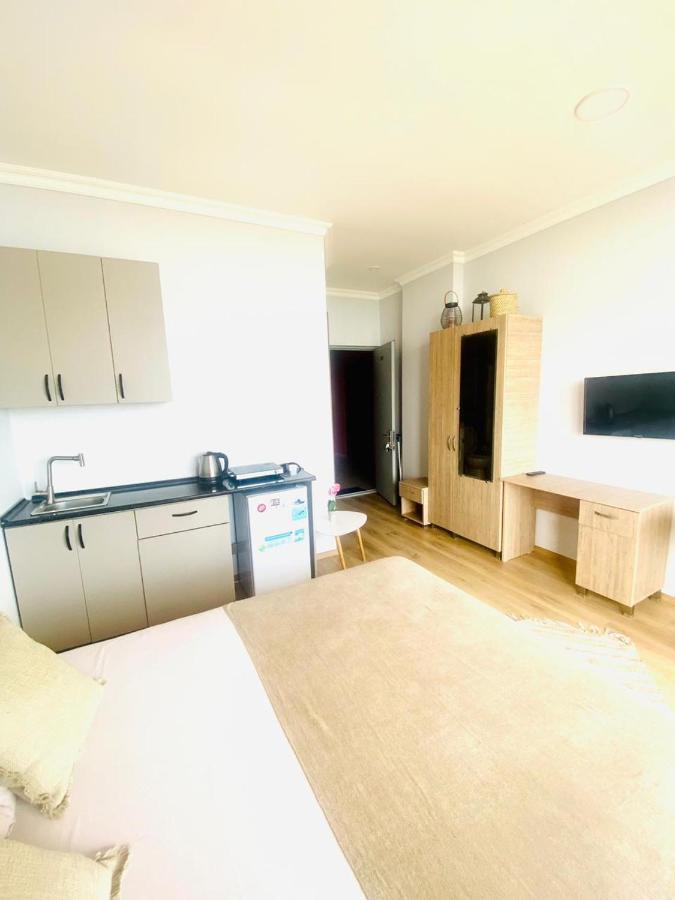 Mimino Aparthotel บาทูมิ ภายนอก รูปภาพ