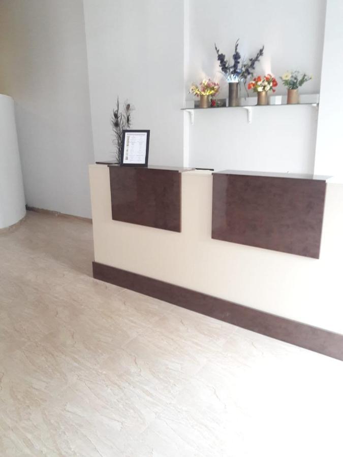 Mimino Aparthotel บาทูมิ ภายนอก รูปภาพ